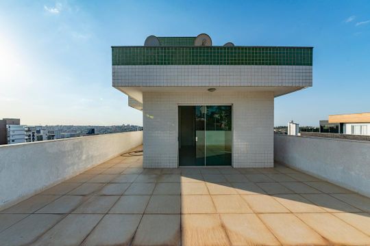 Varanda da Sala 2 de apartamento à venda com 3 quartos, 200m² em Barreiro, Belo Horizonte