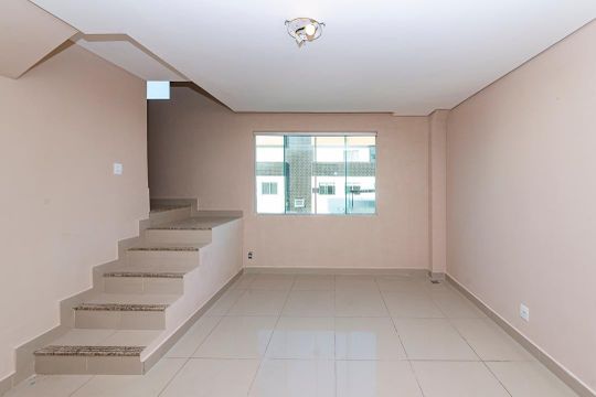 Apartamento à venda com 3 quartos, 200m² em Barreiro, Belo Horizonte