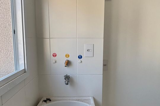 Área de Serviço de apartamento à venda com 2 quartos, 57m² em Jardim Bela Vista, Santo André