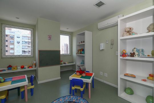 Área comum - Playground de apartamento à venda com 2 quartos, 63m² em Passo D’areia, Porto Alegre