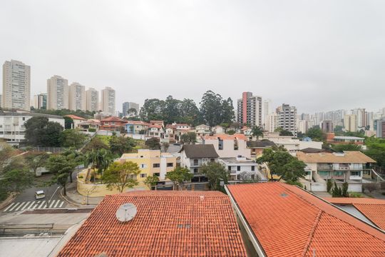 Vista da Suíte 2 de casa à venda com 4 quartos, 340m² em Jardim Lar Sao Paulo, São Paulo