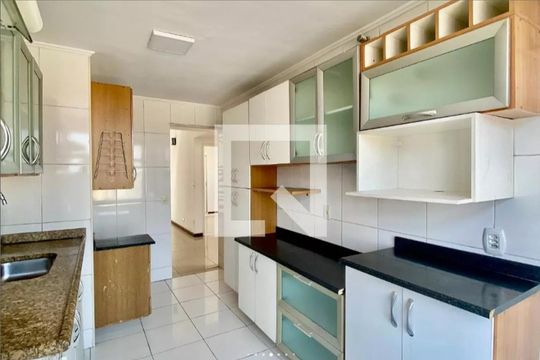 Cozinha de apartamento à venda com 3 quartos, 160m² em Rocha, Rio de Janeiro