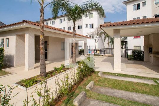 Área comum de apartamento para alugar com 2 quartos, 38m² em Jardim Albertina, Guarulhos
