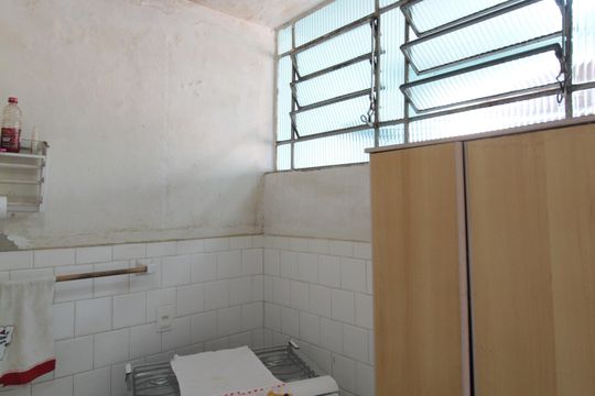 Casa para alugar com 1 quarto, 360m² em Sinimbu, Belo Horizonte