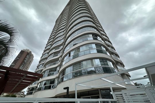 Fachada de apartamento à venda com 2 quartos, 69m² em Empresarial 18 do Forte, Barueri