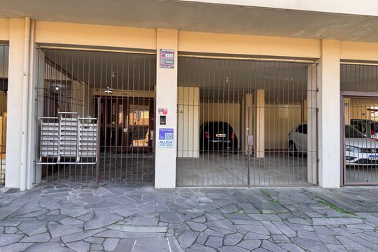 Plaquinha fachada de apartamento para alugar com 2 quartos, 60m² em Cristo Rei, São Leopoldo