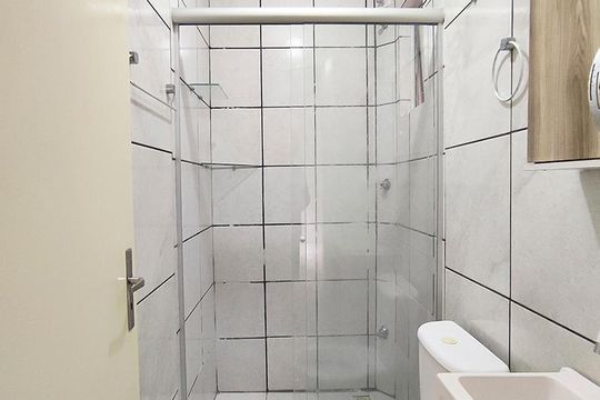 Banheiro de apartamento para alugar com 2 quartos, 60m² em Cristo Rei, São Leopoldo