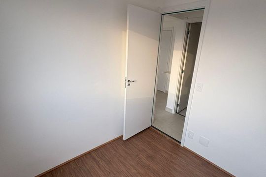 Quarto 2 de apartamento para alugar com 2 quartos, 33m² em Vila Maria, São Paulo