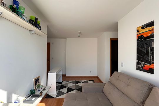Sala de apartamento para alugar com 2 quartos, 44m² em Jardim Iris, São Paulo