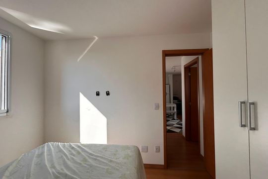 Quarto 2 de apartamento para alugar com 2 quartos, 44m² em Jardim Iris, São Paulo
