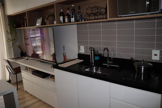 Cozinha de apartamento para alugar com 1 quarto, 28m² em República, São Paulo