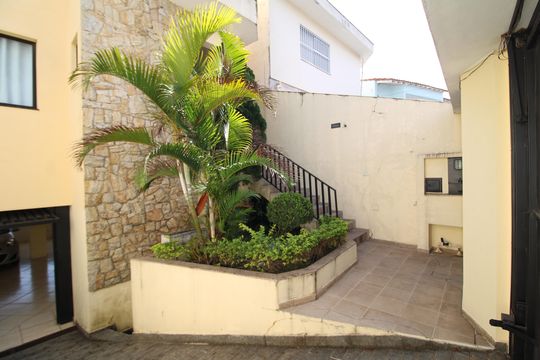 Garagem de casa à venda com 3 quartos, 380m² em Vila Maria Luisa, São Paulo