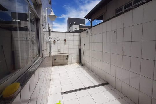 Apartamento para alugar com 3 quartos, 117m² em Dona Clara, Belo Horizonte