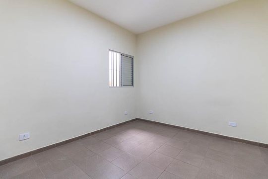 Quarto 1 de casa para alugar com 2 quartos, 140m² em Vila Vera, São Paulo