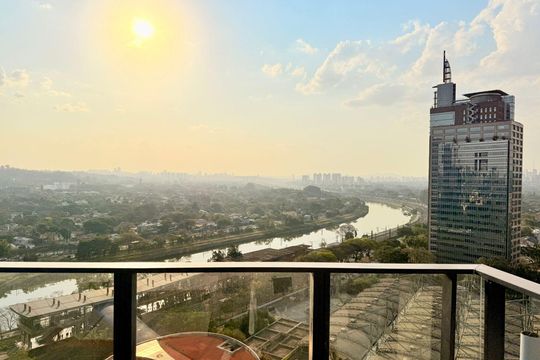 Vista da Piscina  de apartamento para alugar com 1 quarto, 28m² em Pinheiros, São Paulo