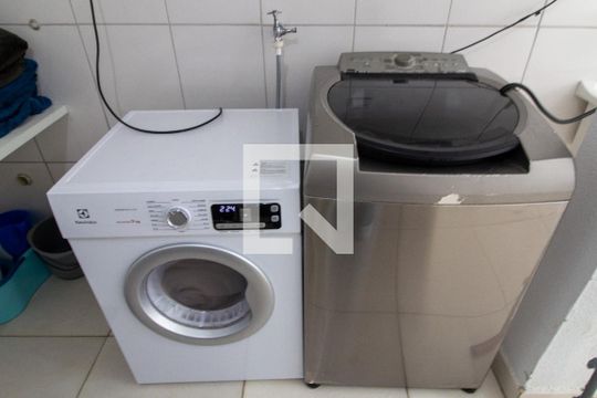 Área de Serviço de kitnet/studio para alugar com 1 quarto, 28m² em Jardim do Sol, Sorocaba