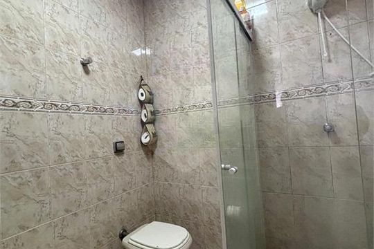 Casa à venda com 2 quartos, 154m² em Jardim Pacaembu, Jundiaí