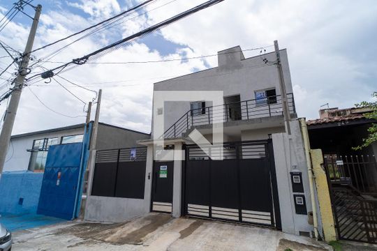 Fachada + Placa de kitnet/studio para alugar com 1 quarto, 28m² em Jardim do Sol, Sorocaba