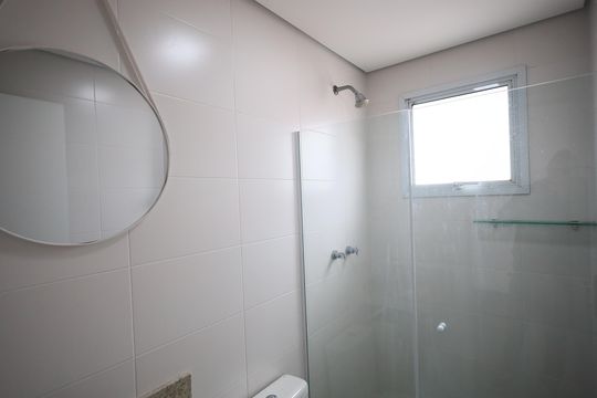 Banheiro da Suíte 1 de apartamento para alugar com 3 quartos, 75m² em Vila Osasco, Osasco