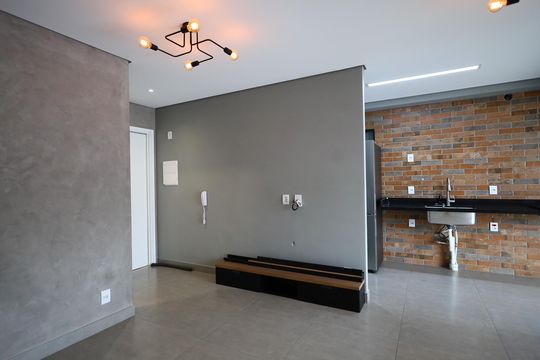 Sala de apartamento para alugar com 3 quartos, 75m² em Vila Osasco, Osasco