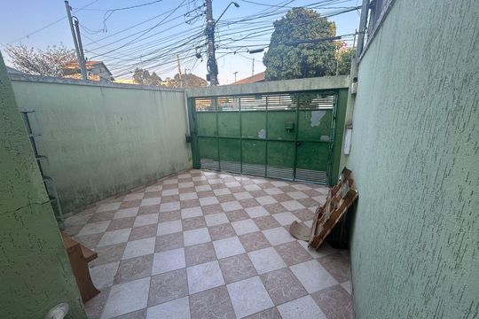 Área Externa de casa à venda com 2 quartos, 69m² em Parque Continental, Guarulhos