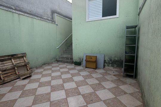 Área Externa de casa à venda com 2 quartos, 69m² em Parque Continental, Guarulhos