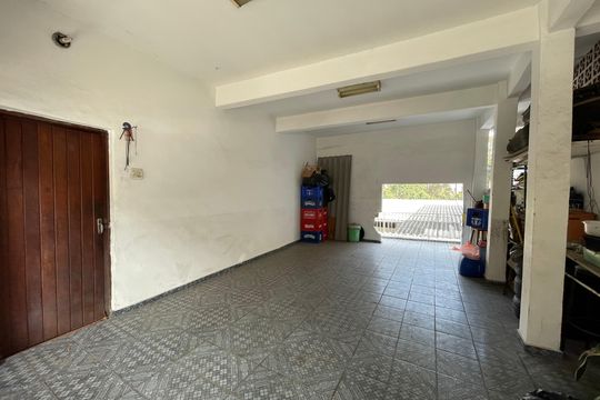 Garagem de casa para alugar com 2 quartos, 200m² em Jardim Celeste, São Paulo