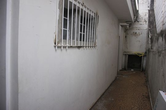 Corredor/Quintal de casa para alugar com 2 quartos, 109m² em Jardim Aida, Guarulhos