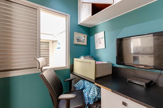 Quarto de Serviço de casa à venda com 2 quartos, 112m² em Jardim Aeroporto, São Paulo