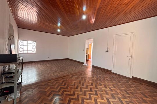 Sala de casa para alugar com 2 quartos, 200m² em Sumaré, São Paulo