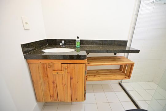 Suíte Banheiro de apartamento para alugar com 2 quartos, 65m² em Setor Bueno, Goiânia