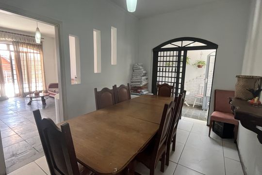 Sala 4 de casa à venda com 6 quartos, 245m² em Chácara da Barra, Campinas