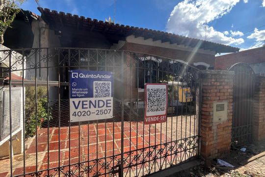 Fachada de casa para alugar com 4 quartos, 200m² em Jardim Flamboyant, Campinas