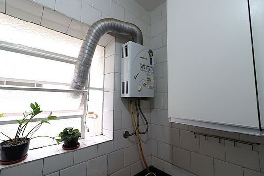  Aquecedor a gás de apartamento à venda com 1 quarto, 35m² em Petrópolis, Porto Alegre