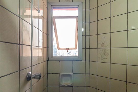 Banheiro Social de apartamento à venda com 2 quartos, 68m² em Vila Matilde, São Paulo