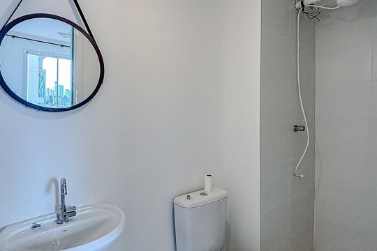 Banheiro da Suíte de apartamento para alugar com 1 quarto, 28m² em Penha de França, São Paulo
