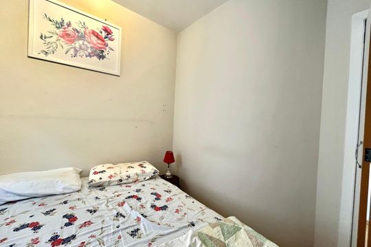 Edícula - Quarto de casa à venda com 4 quartos, 200m² em Planalto Paulista, São Paulo
