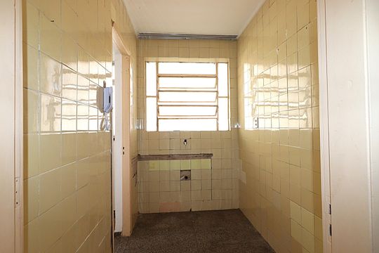 Cozinha de apartamento para alugar com 1 quarto, 48m² em Jardim Dona Leopoldina, Porto Alegre