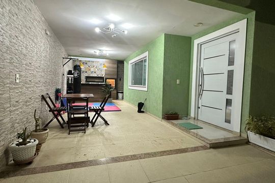 Garagem de casa de condomínio à venda com 3 quartos, 350m² em Jacarepaguá, Rio de Janeiro