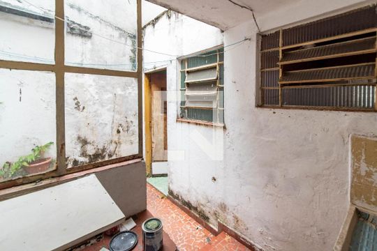 Casa à venda com 2 quartos, 90m² em Cambuci, São Paulo