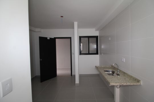 Sala/Cozinha de apartamento à venda com 1 quarto, 30m² em Parada Inglesa, São Paulo