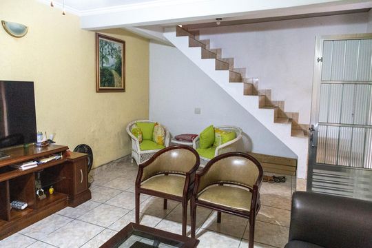 Sala de casa à venda com 3 quartos, 240m² em Vila Galvão, Guarulhos