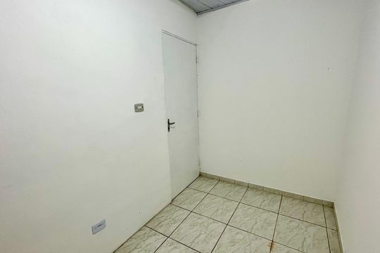 Quarto 2 de casa para alugar com 3 quartos, 300m² em Vila Galvão, Guarulhos