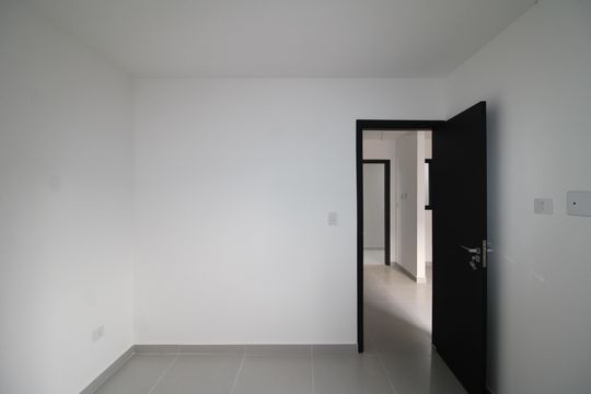 Quarto de apartamento à venda com 1 quarto, 29m² em Parada Inglesa, São Paulo