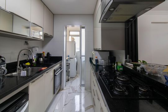 Cozinha de apartamento à venda com 3 quartos, 140m² em Vila Silveira, Guarulhos