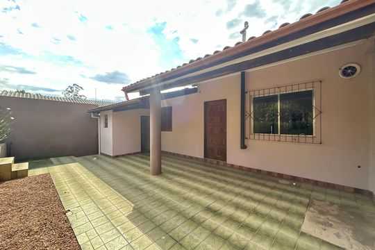 Pátio de casa para alugar com 3 quartos, 166m² em Feitoria, São Leopoldo