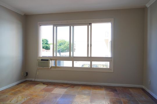 Sala  de apartamento à venda com 4 quartos, 105m² em Santana, Porto Alegre