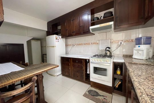 Cozinha de casa à venda com 3 quartos, 250m² em Rio Pequeno, São Paulo