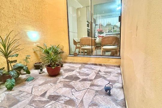 Casa à venda com 3 quartos, 182m² em Vila Amabile Pezzolo, Santo André