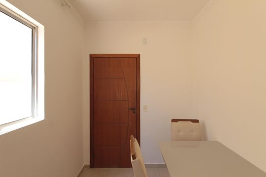 Sala de apartamento à venda com 2 quartos, 40m² em Jaqueline, Belo Horizonte